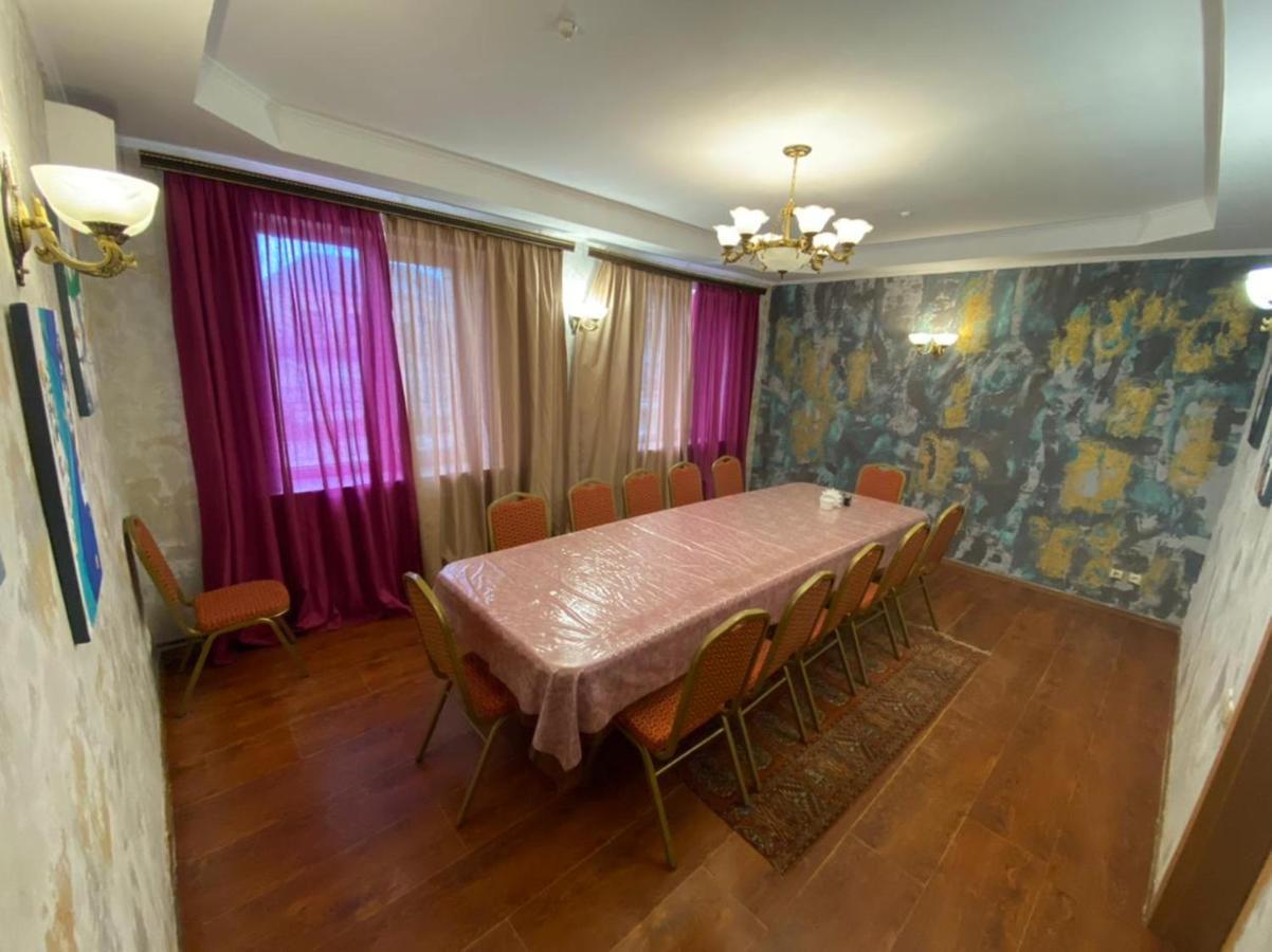 Hotel Alma Ata Zhosaly エクステリア 写真