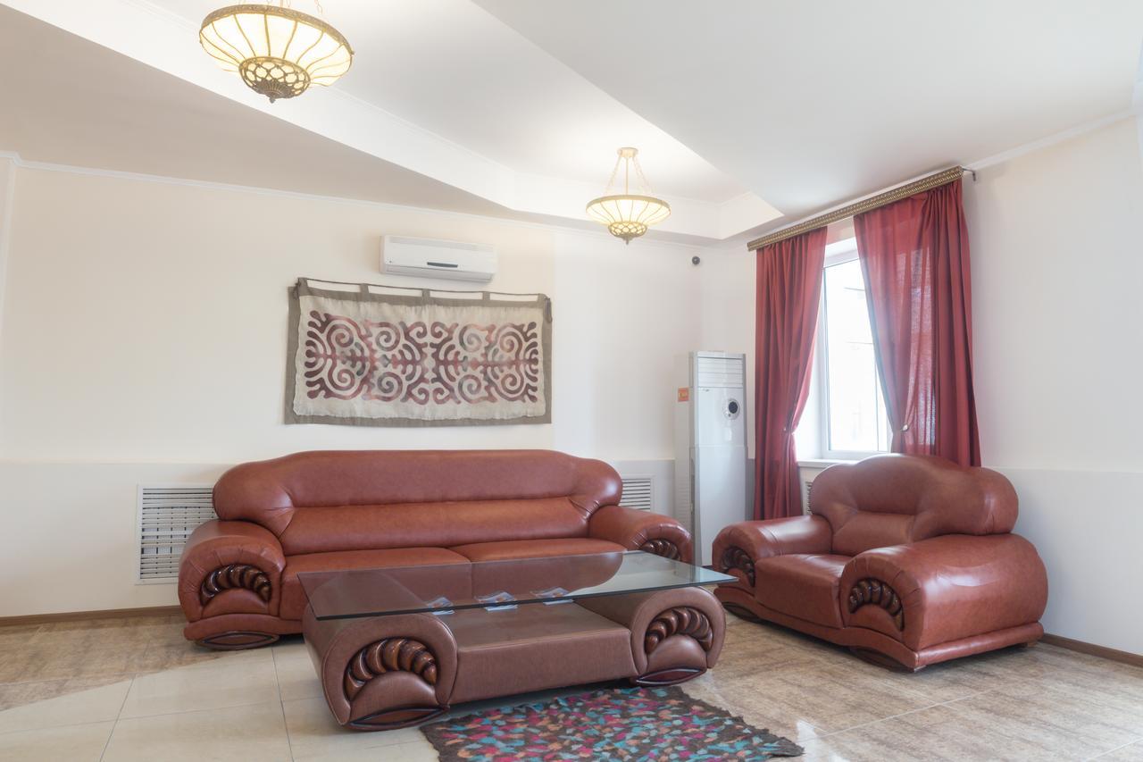 Hotel Alma Ata Zhosaly エクステリア 写真